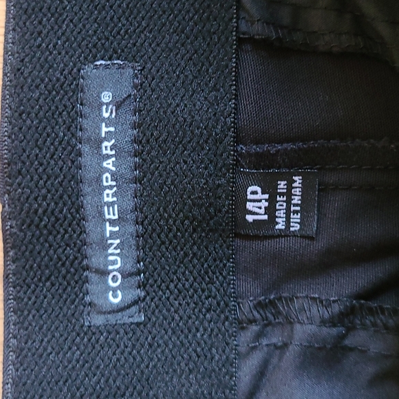 Counterparts Cropped Pants - Picture 4 of 9